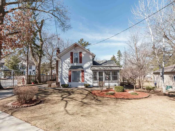 225 Plumb St, Milton, WI 53563
