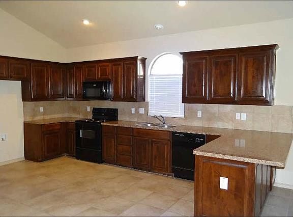4th image of 3216 Buckthorn Ln
