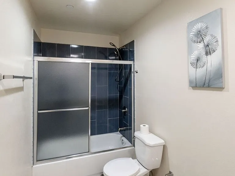 4828 McKinley Ave — Photo 19