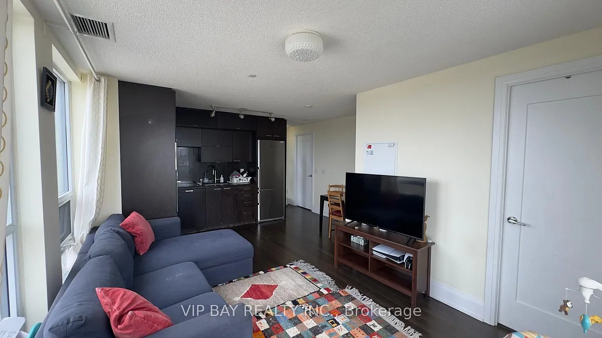 Building Photo - 120 Harrison Garden Blvd #1527