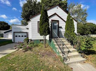409 Superior Ave, Oconto, WI 54153