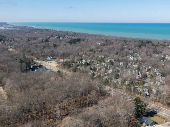 16351 Red Arrow Hwy, Union Pier, MI 49129