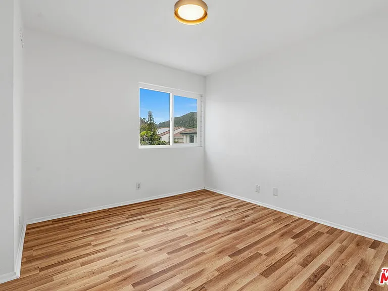 17265 Avenida De La Herradura — Photo 32