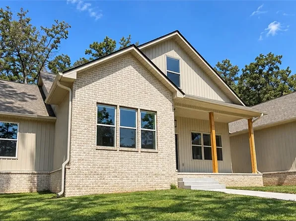 331 Channel Cir, Russellville, AR 72802