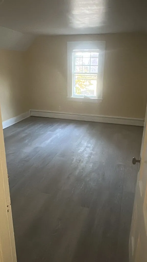 3 bed, $2,500 — Photo 2