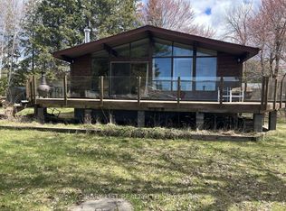 16 Leaside Dr, The Archipelago, ON P0G 1G0