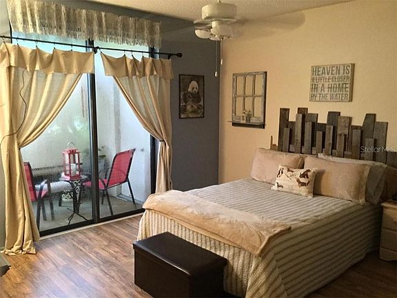 5th image of 602 Sweet Bay Cir #N