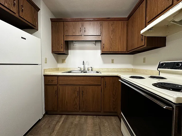 1760 Eldorado Dr — Photo 10