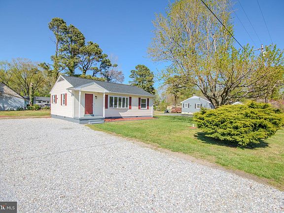 4th image of 27520 Log Cabin Rd