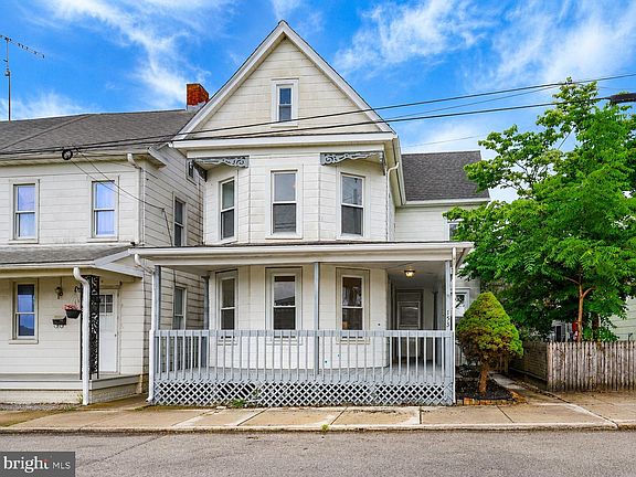 2nd image of 153 McAllister St