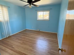 1118 W Thirteen Mile Rd, Royal Oak, MI 48073