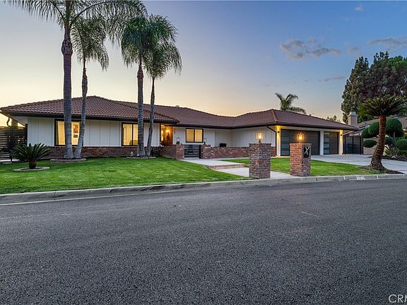4th image of 663 S Rancho Simi Dr
