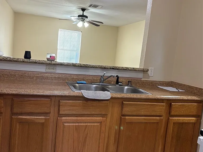 6820 Petre Dr — Photo 25