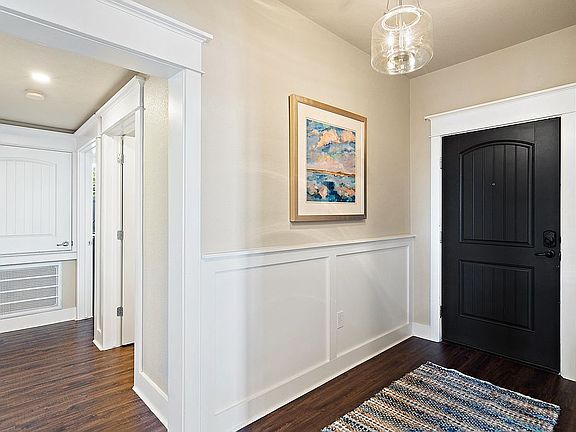 4th image of 6704 Lantern View Dr APT 203