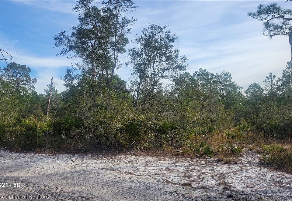 1st image of 235 Cubby Ln