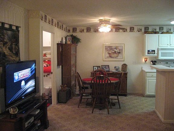 4th image of 2491 Crysal Springs Dr