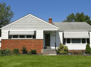 5778 Stearns Rd, North Olmsted, OH 44070