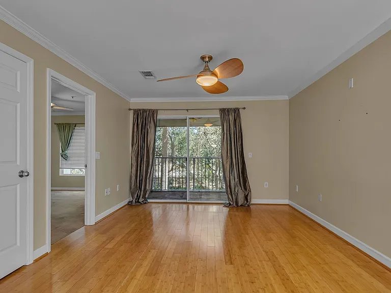 4274 Calinda Ln #229 — Photo 7