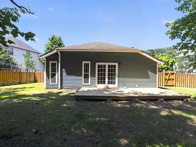 47950 Mayflower Dr — Photo 16