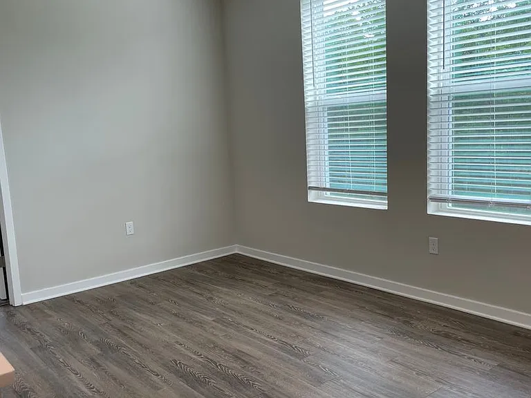 1500 Neo Landings Loop — Photo 25