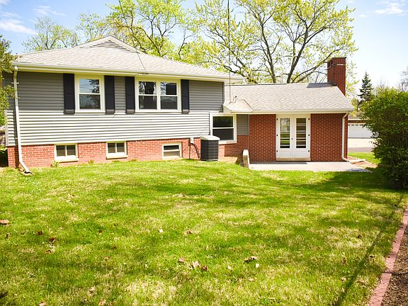 2nd image of 205 W Florence Ave