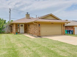 17303 Valley Pl, Edmond, OK 73012
