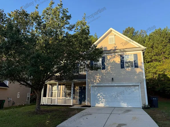 6734 Chieftain Dr, Charlotte, NC 28216