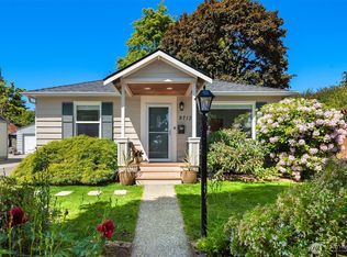 9713 33rd Ave SW, Seattle, WA 98126