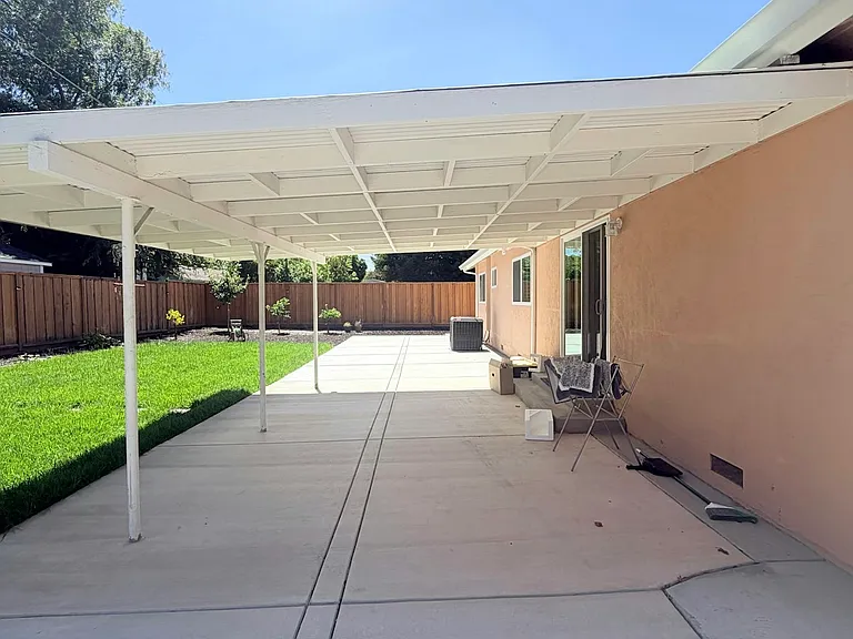 7622 Oxbow Ln — Photo 20