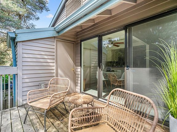 5th image of 14632 SW Grayling Ln