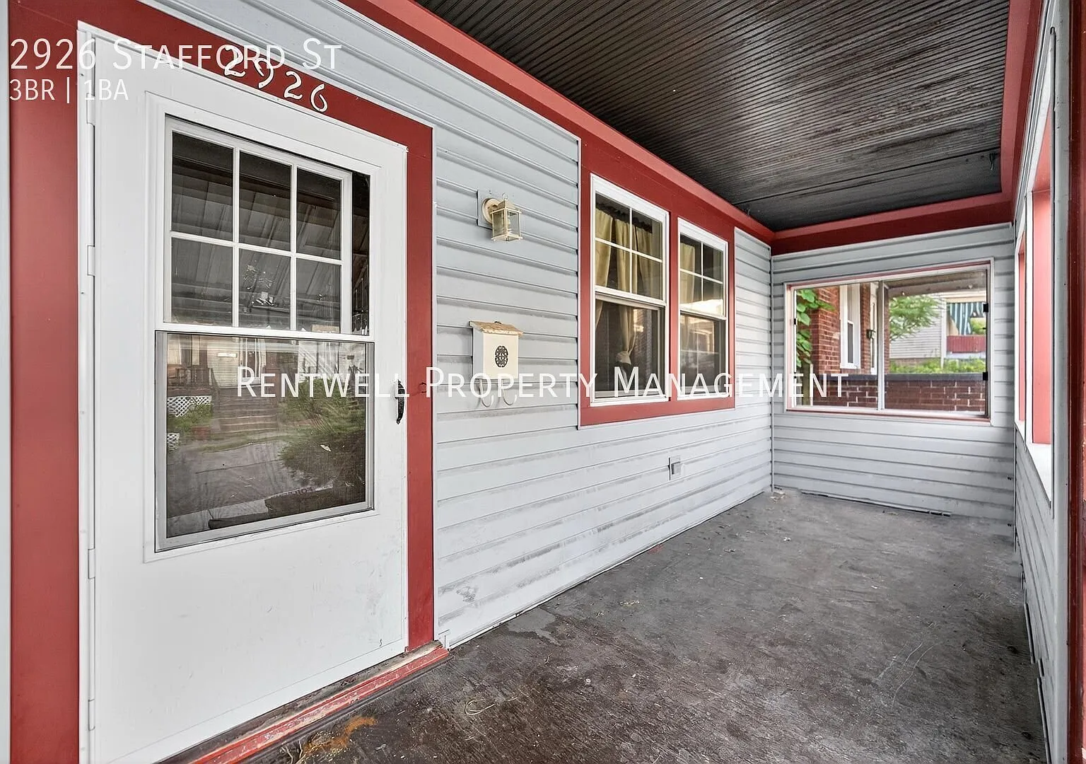 Charming 3-Bedroom Home with Hardwood Floors & Screened-In Porch — Photo 3