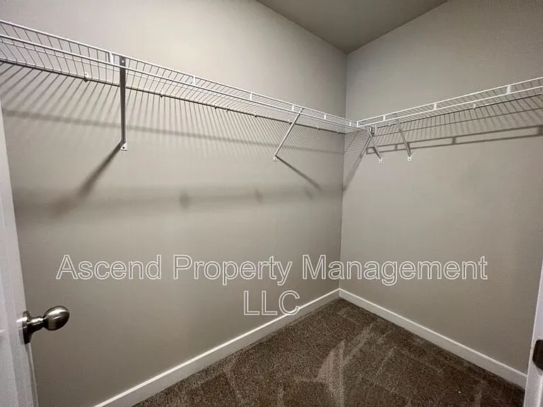 8592 Kensley Ln — Photo 19