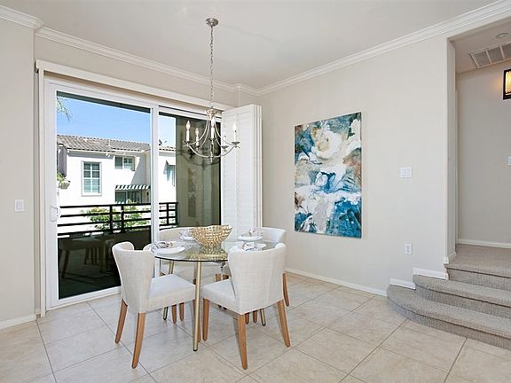 3rd image of 2938 Escala Cir