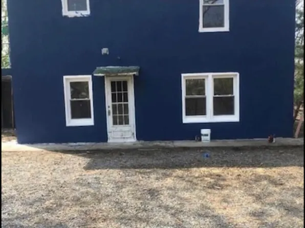 201 Carmel Rd, Millville, NJ 08332