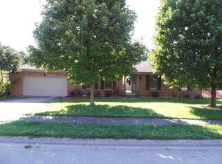 400 Willowbrook Rd, Winchester, KY 40391