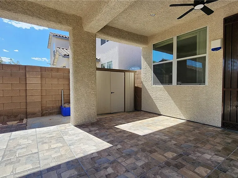 9709 Hawk Cliff Ave — Photo 31