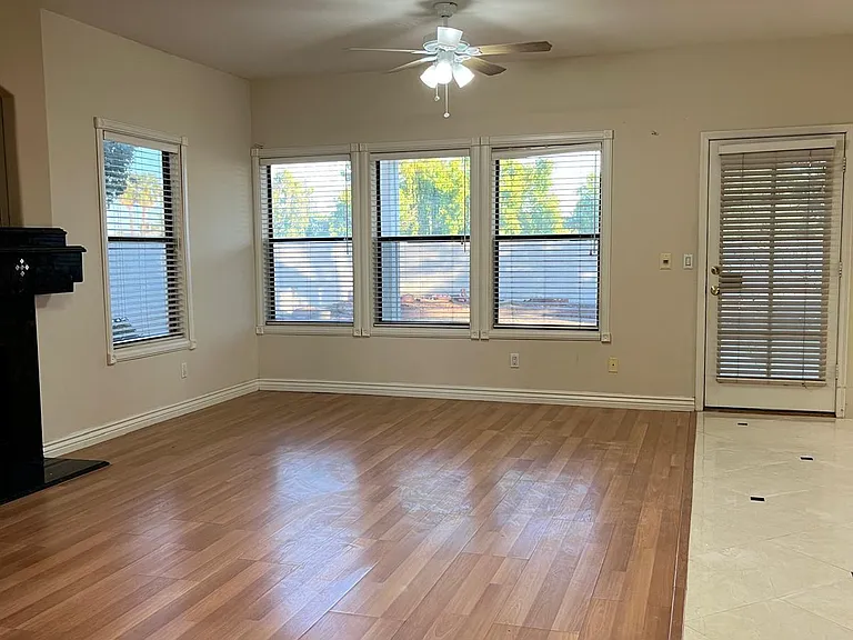 5545 W Wethersfield Dr — Photo 16