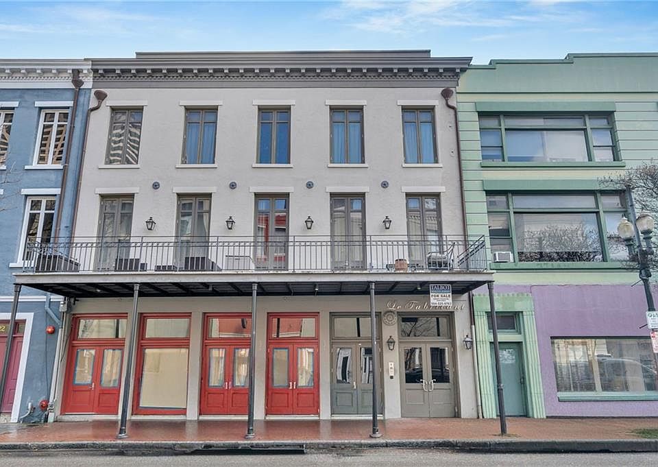 1st image of 628 Baronne St APT 403