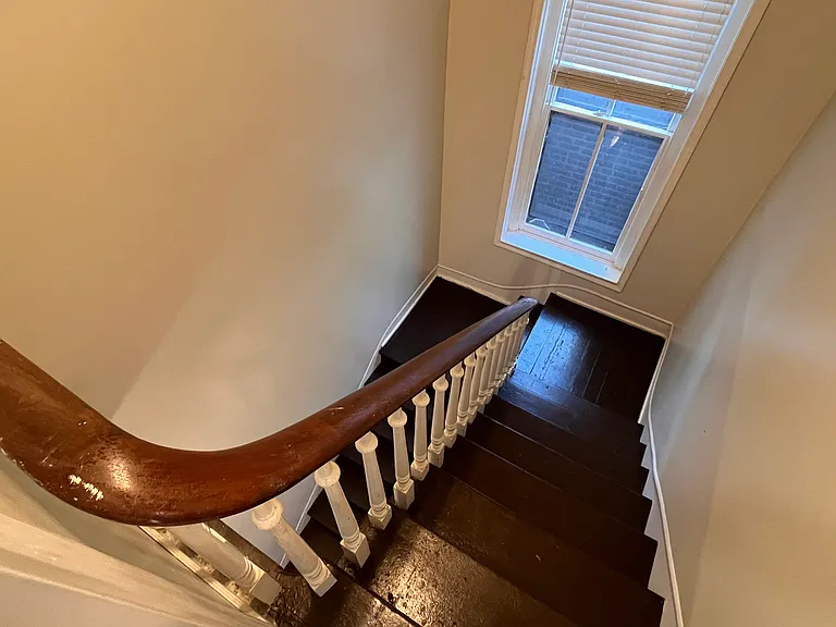 120 E Oak St #1 — Photo 9