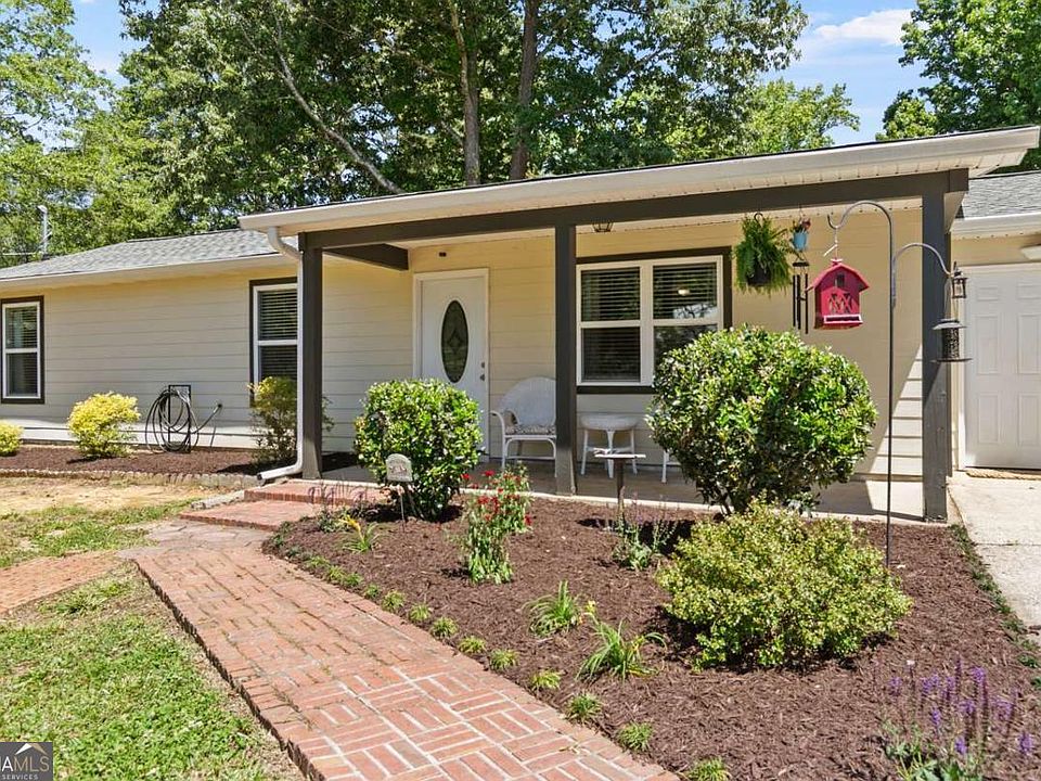 1st image of 28 Rose Ct