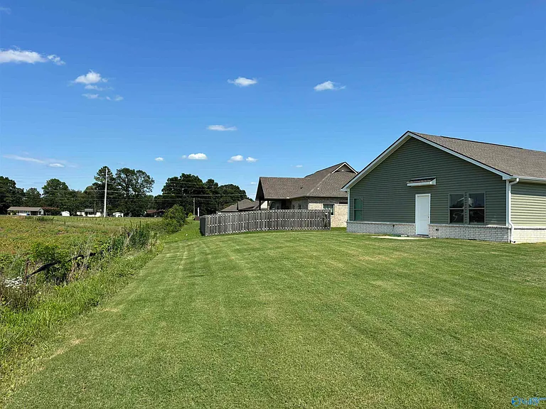 15378 Grayson Cir — Photo 3