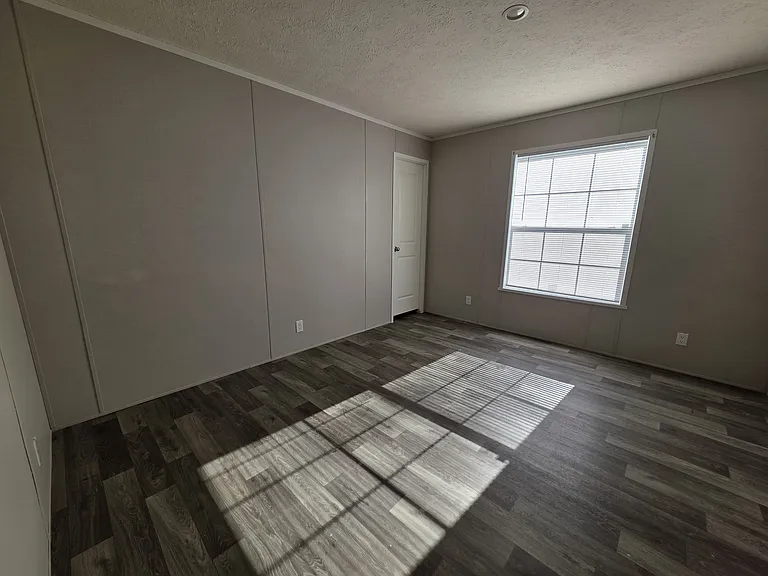 Pineview Estates — Photo 12