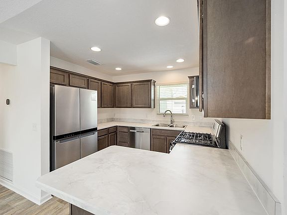 3rd image of 266 Zingale Ln