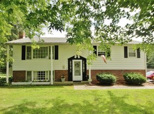 2318 Old Post Rd N, Castleton, NY 12033