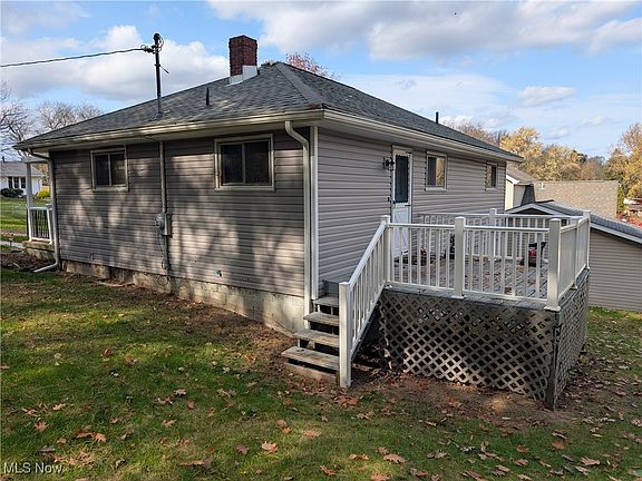 4th image of 16896 Andrews Ave
