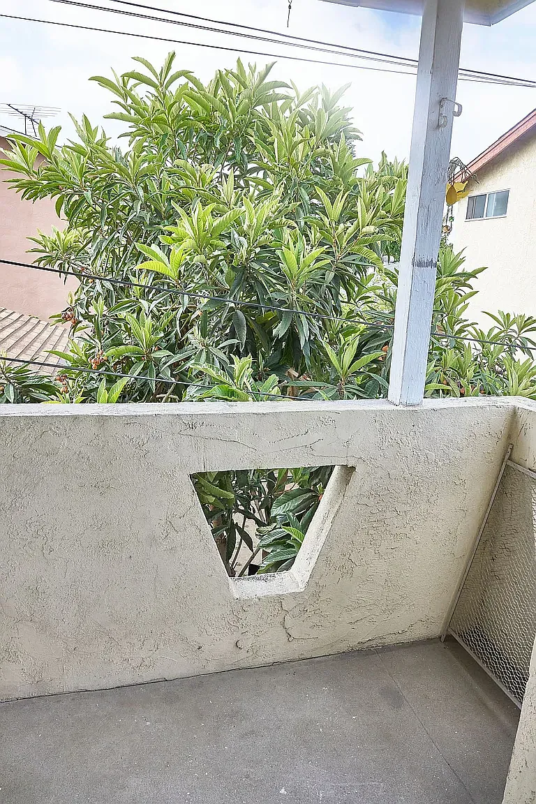 Orange Avenue Apartments — Photo 3