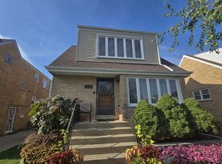6134 W Leland Ave, Chicago, IL 60630