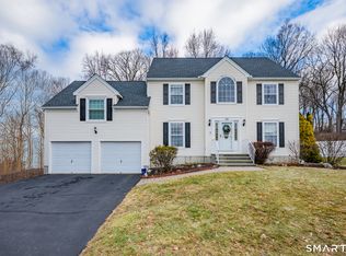 22 Commodore Hull Drive, Derby, CT 06418