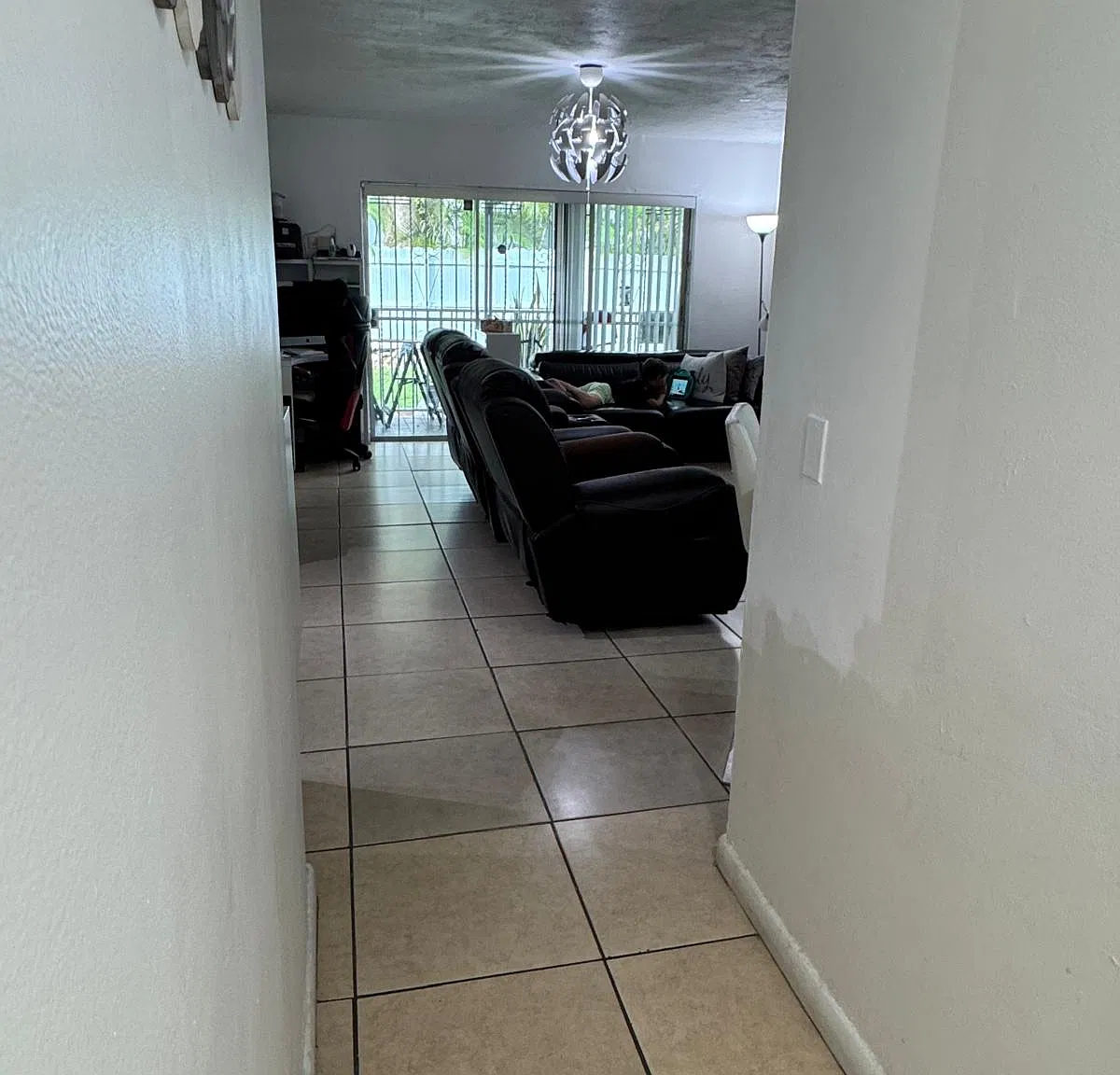 3 bed, 1130 sqft, $2,500 — Photo 4