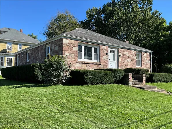 119 S Clinton St, Albion, NY 14411